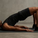 athlete faisant souleve hanche au sol